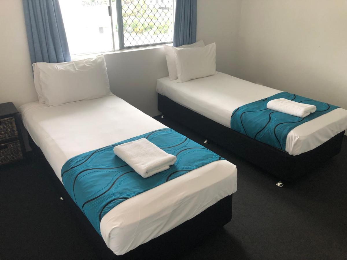 Cocos Holiday Apartments Trinity Beach Bagian luar foto